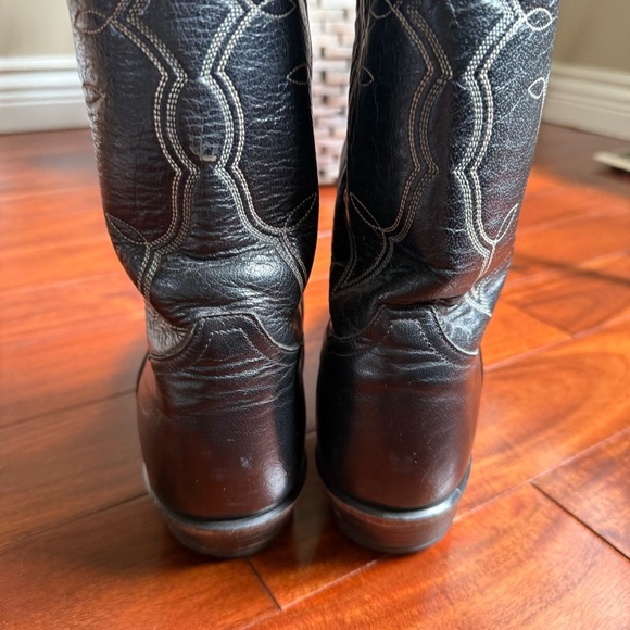 Tony Lama Black Leather Western Boots - Picture 4 of 15